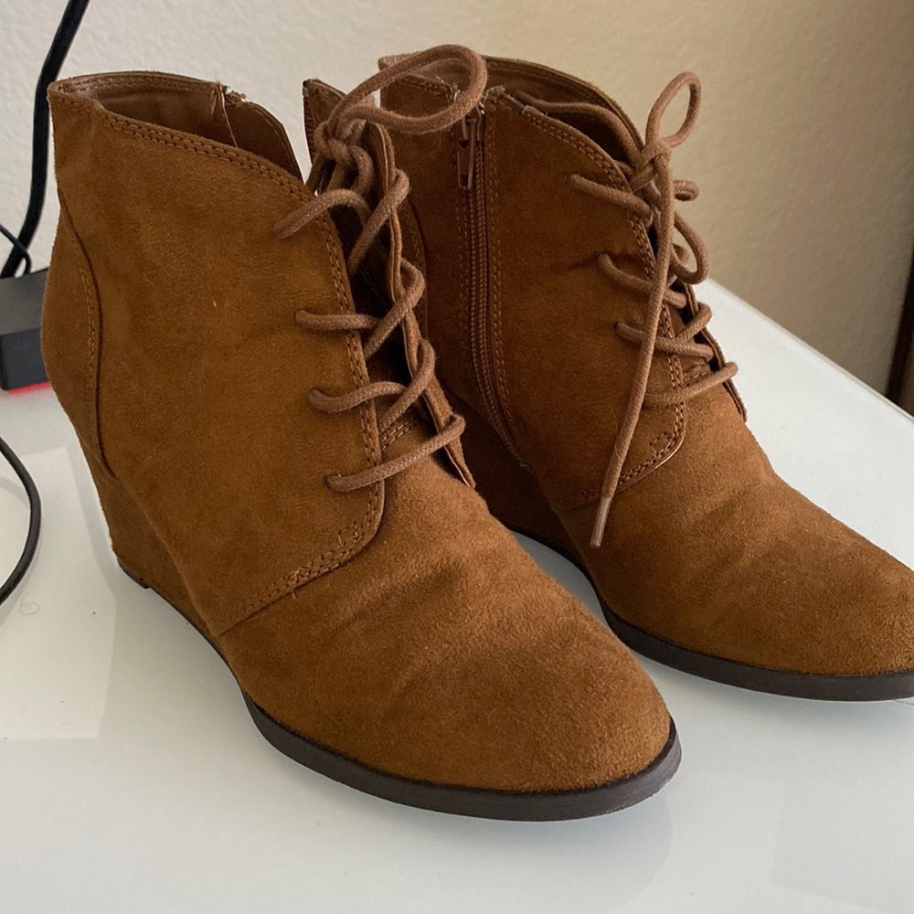 America Rag Baylor Chestnut wedge bootie size 7